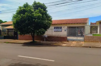 Casa à venda com 2 dormitórios e dependência na região norte de londrina