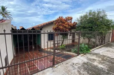 Casa com 3 quartos à venda na Rua Thomaz Pereira Machado, Casa, --, Parigot de Souza 2, Londrina