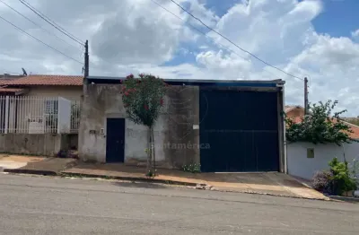 Barracão comercial para venda com 200m² de área útil