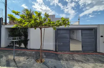 Casa à venda no bairro conjunto do café com 3 quartos, sendo 2 suítes em londrina