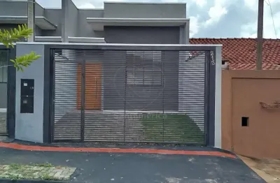 Casa germinada à venda com 3 quartos na região norte de londrina