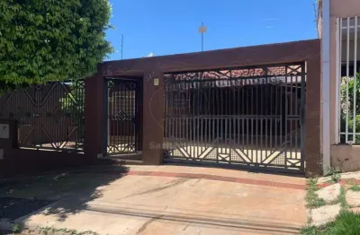 Casa à venda na zona norte de londrina com 5 quartos