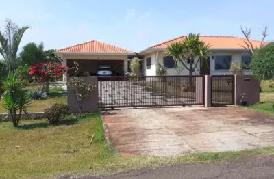 Casa à venda no condomínio recanto golf ville com 5 quartos sendo 3 suítes em cambé