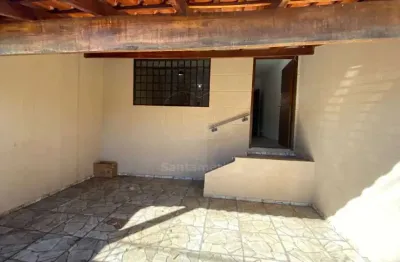 Casa para venda e locação na região oeste de londrina com 2 quartos sendo 1 suíte.