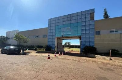 Barracão comercial para venda e locação próximo ao parque ney braga em londrina