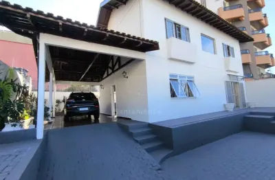 Sobrado comercial à venda e para alugar próximo à higienópolis e ao centro de londrina