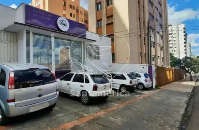 Casa comercial à venda e para alugar no centro de londrina com 12 salas e 4 banheiros