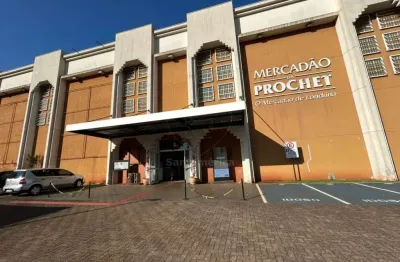 Loja comercial no mercadão da prochet, próximo do lago igapó