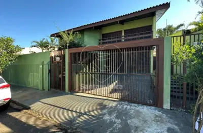 Casa assobradada à venda no jardim higienópolis, em londrina com 4 quartos, sendo 2 suítes