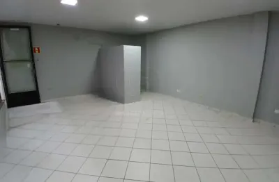 Sala comercial para alugar no shopping imperial no centro de londrina com 24m² privativos