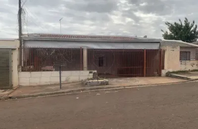 Casa a venda no conjunto farid libos com edícula e 3 quartos, região norte de londrina