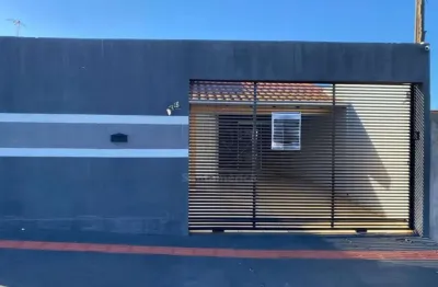 Casa a venda no residencial abussafe ii com 3 quartos e piscina, região leste de londrina