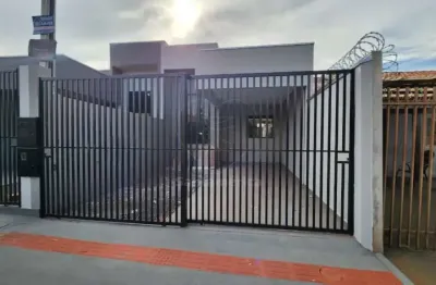 Casa à venda na região norte de londrina com 2 quartos sendo 1 suíte