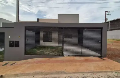 Casa à venda no jardim strass com 3 quartos na região norte de londrina