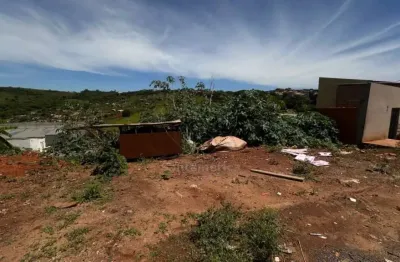 Terreno à venda no jardim perobal com 250m² na região norte de londrina
