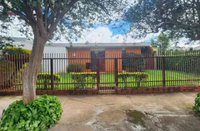 Casa à venda no jardim shangri-lá a com 3 quartos na região oeste de londrina