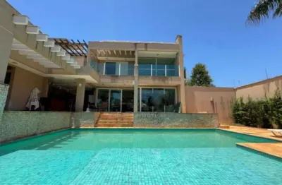 Sobrado para alugar no jardim vale do reno com 4 quartos na região sul de londrina