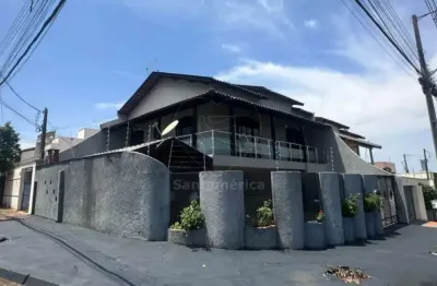 Sobrado para alugar no jardim pacaembu com 3 quartos na região norte de londrina