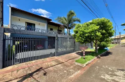 Sobrado à venda com 5 quartos no residencial alcantara, próximo à avenida waldemar spranger em londrina
