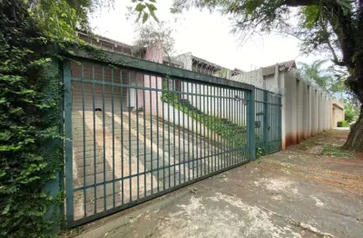 Casa para locação com 3 quartos e piscina privativa na Região Central de Londrina