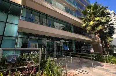 Apartamento mobiliado à venda no Edifício JH Palhano, Gleba Palhano em Londrina