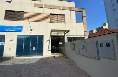 Apartamento para alugar no Edifício Rocha Catori na Região Central de Londrina com 1 quarto