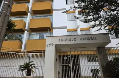 Apartamento à venda com 3 quartos sendo 1 suíte no Edifício Estoril na Região Central de Londrina