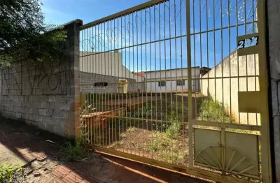 Casa comercial para alugar no Jardim das Palmeiras na Zona Norte de Londrina
