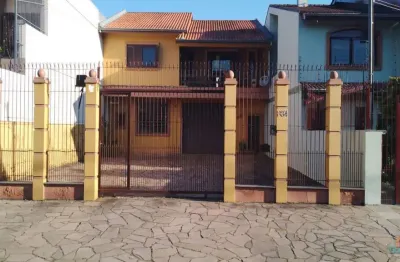 Casa com 3 quartos à venda no salgado filho, caxias do sul  por r$ 1.300.000
