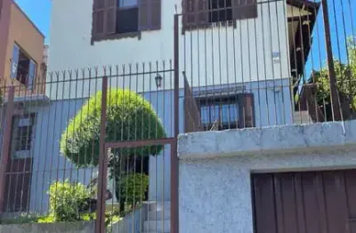 Casa com 3 quartos à venda no rio branco, caxias do sul  por r$ 390.000