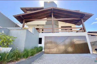 Casa com 4 quartos à venda no vinhedos, caxias do sul  por r$ 1.450.000