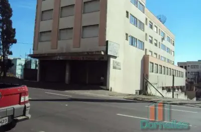 Ponto comercial à venda no são pelegrino, caxias do sul  por r$ 1.700.000