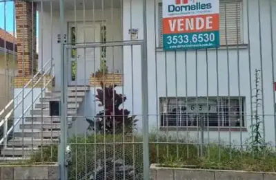 Casa com 3 quartos à venda no centro, caxias do sul  por r$ 850.000