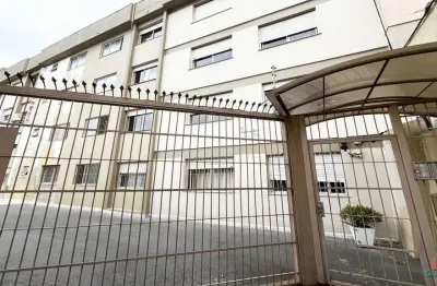 Apartamento com 2 quartos para alugar no exposição, caxias do sul  por r$ 2.200
