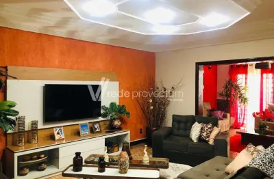 Casa com 4 quartos à venda na sybele de camargo andrade, 120, jardim garcía, campinas, 350 m2 por r$ 790.000