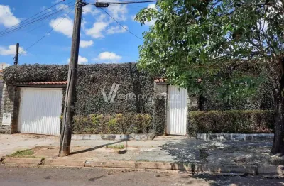Casa com 3 quartos à venda na rua luís paolieri, 278, parque são quirino, campinas, 195 m2 por r$ 700.000