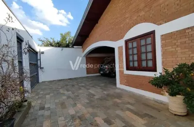 Casa com 4 quartos à venda na rua dionísio cazotti, 376, vila mimosa, campinas, 242 m2 por r$ 950.000