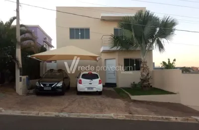 Casa em condomínio fechado com 3 quartos à venda na rua um, s/nº, jardim itapoan, monte mor, 121 m2 por r$ 905.000