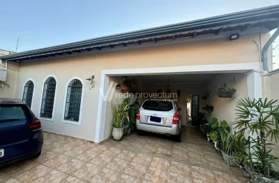 Casa com 3 quartos à venda na rua monsenhor rafael roldan, 194, jardim do trevo, campinas, 177 m2 por r$ 800.000