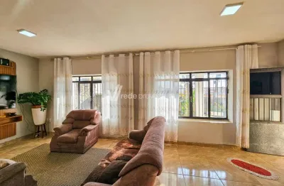 Casa comercial à venda na humberto biscardi, 80, jardim pinheiros, valinhos, 195 m2 por r$ 850.000