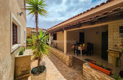 Casa comercial à venda na apolônia pinto, 62, dic iv (conjunto habitacional lech walesa), campinas, 198 m2 por r$ 420.000