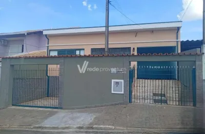 Casa com 3 quartos para alugar no Jardim Nova Europa, Campinas , 220 m2 por R$ 3.200