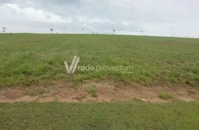 Terreno em condomínio fechado à venda no Alphaville Dom Pedro, Campinas  por R$ 1.250.000