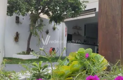 Casa com 2 quartos à venda na Avenida José Puccinelli, 1335, João Aranha, Paulínia, 200 m2 por R$ 690.000