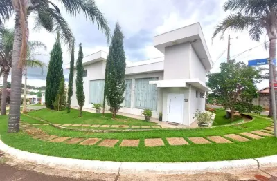 Casa em condomínio fechado com 4 quartos à venda na Avenida Maria Nazareth Roseiro, 420, Jardim Cristina, Botucatu