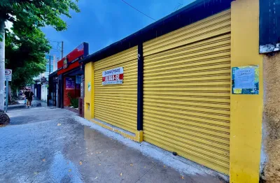 Casa comercial para alugar na Rua Doutor Lobo Viana, 18, Boqueirão, Santos