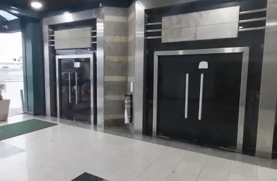 Sala comercial com 8 salas para alugar na Avenida Armando Lombardi, 350, Barra da Tijuca, Rio de Janeiro
