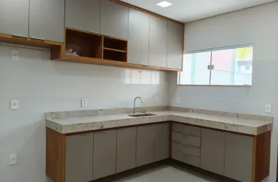 Casa em condomínio fechado para alugar no Praia De Taperapuan, Porto Seguro 