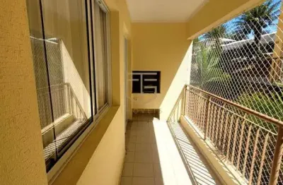 Apartamento à venda com 3 dormitórios, sendo 1 suíte no bairro pinheirinho, em vinhedo