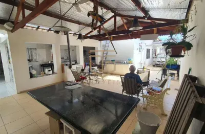 Casa à venda em valinhos, vila são josé, com 3 suítes, com 297 m²